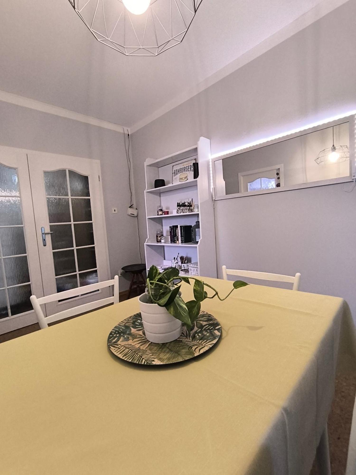Apartmán Vzdusny V Centru Hluboke Nad Vltavou